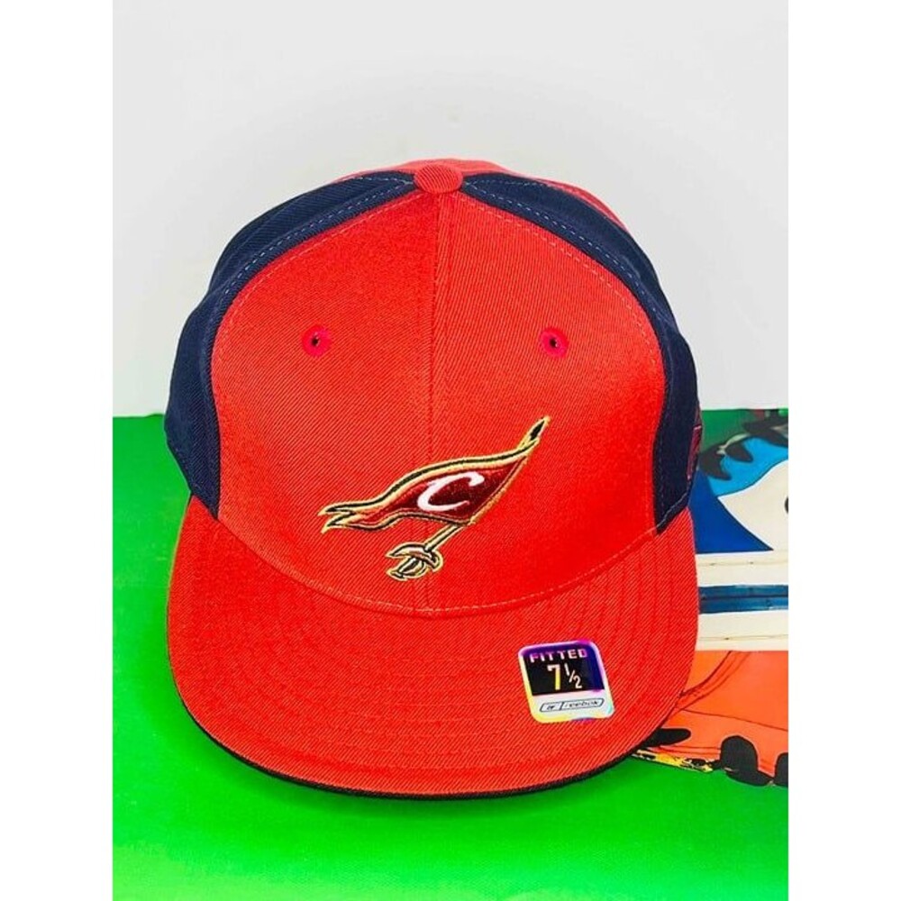 Reebok Unisex Blue Red NBA Cleveland Cavaliers Fitted Hat Cap Size 7 1/2